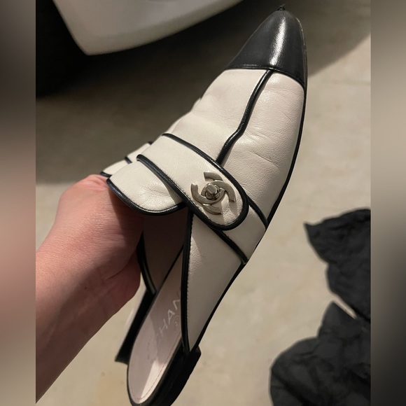 Chanel mules - Picture 2 of 5